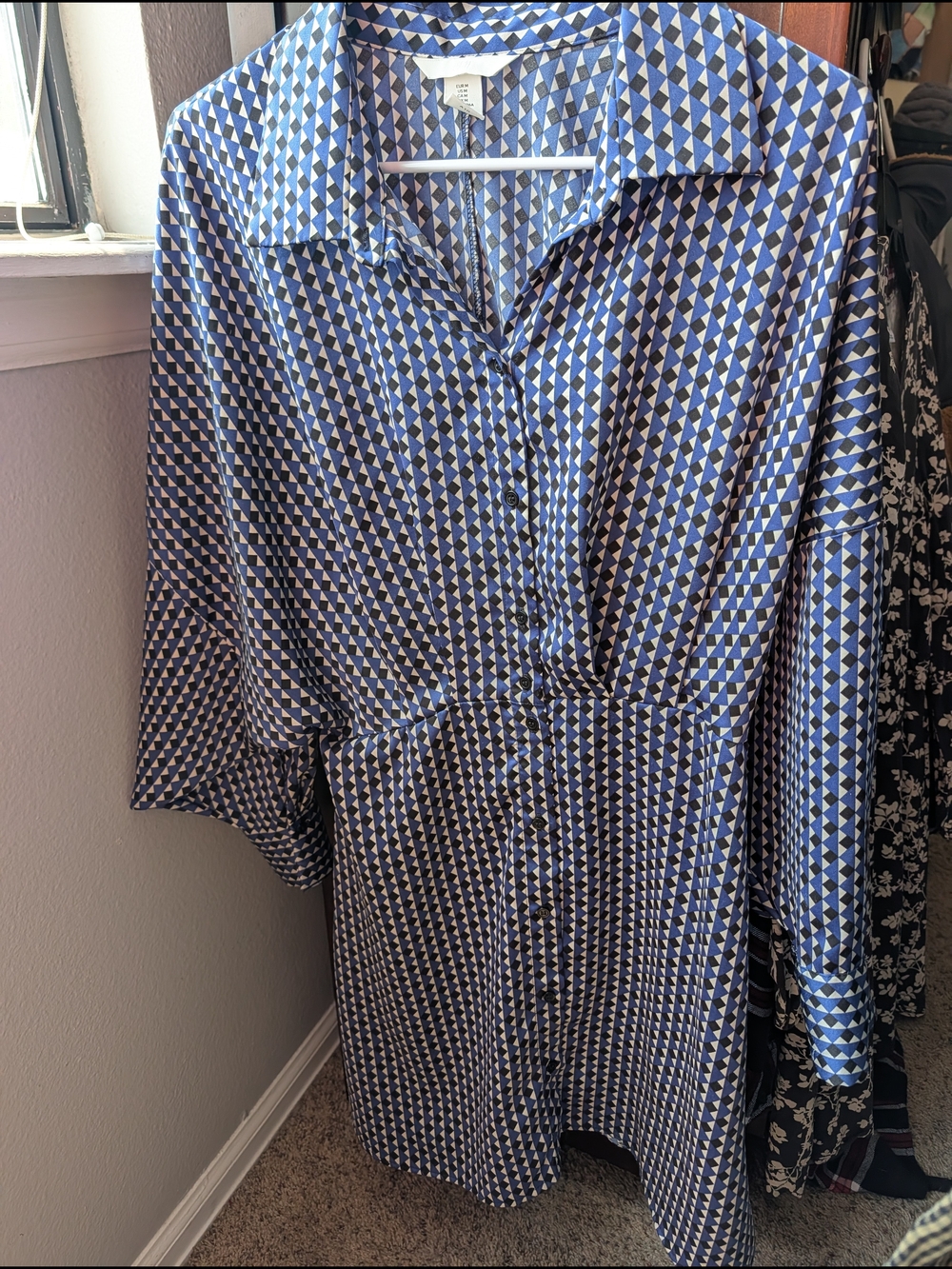 H&M Blue and Black Geometric Shirt Dress